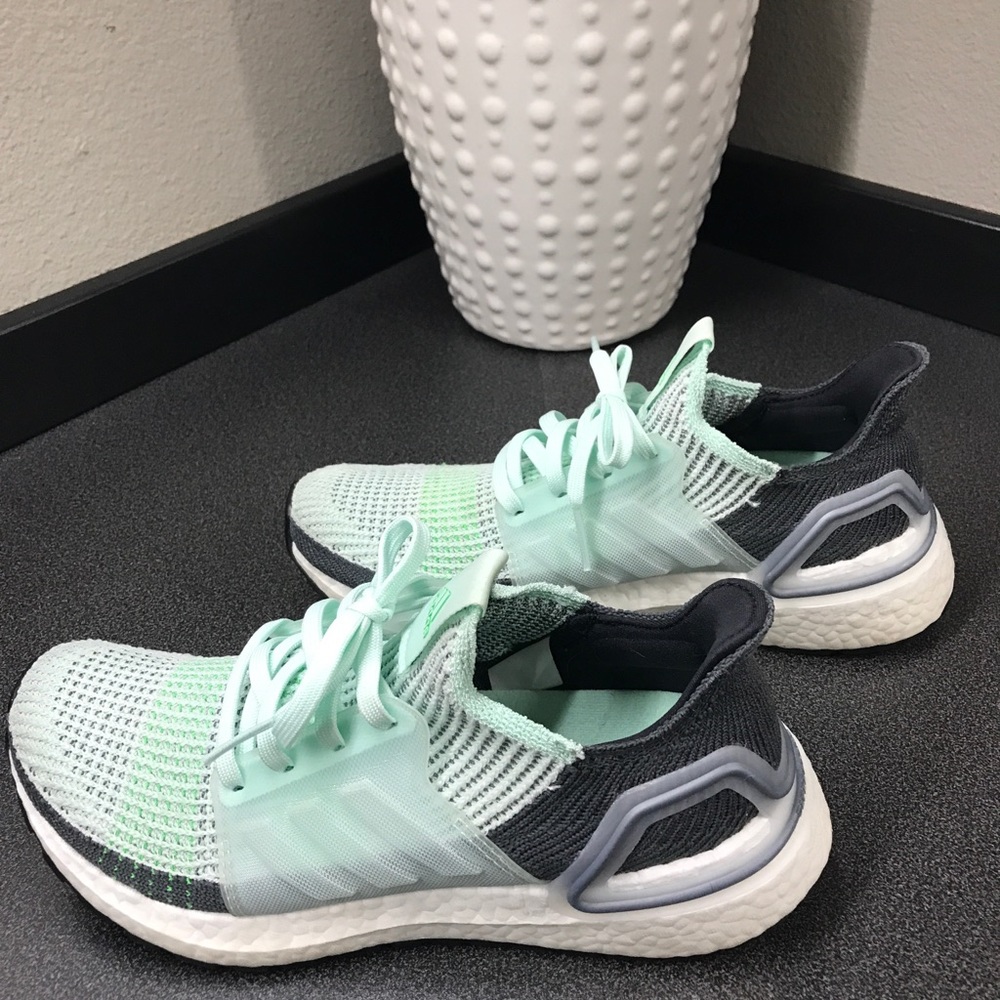 Womens Adidas UltraBoost 19 sneakers
